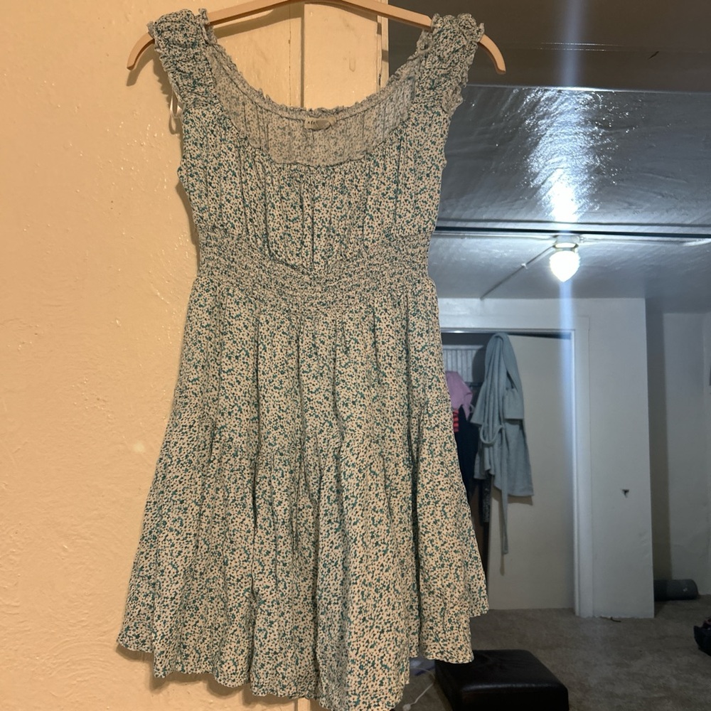 Aeropostale Blue and White Patterned Top